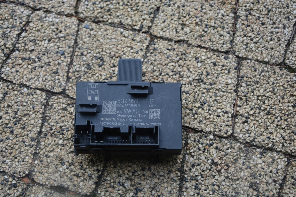 фото №2, Модуль блок керування двері volkswagen оригінальний номер 5q4959595b