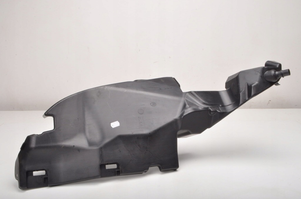 Купить Bmw g29 слив с крыша правый 7452478