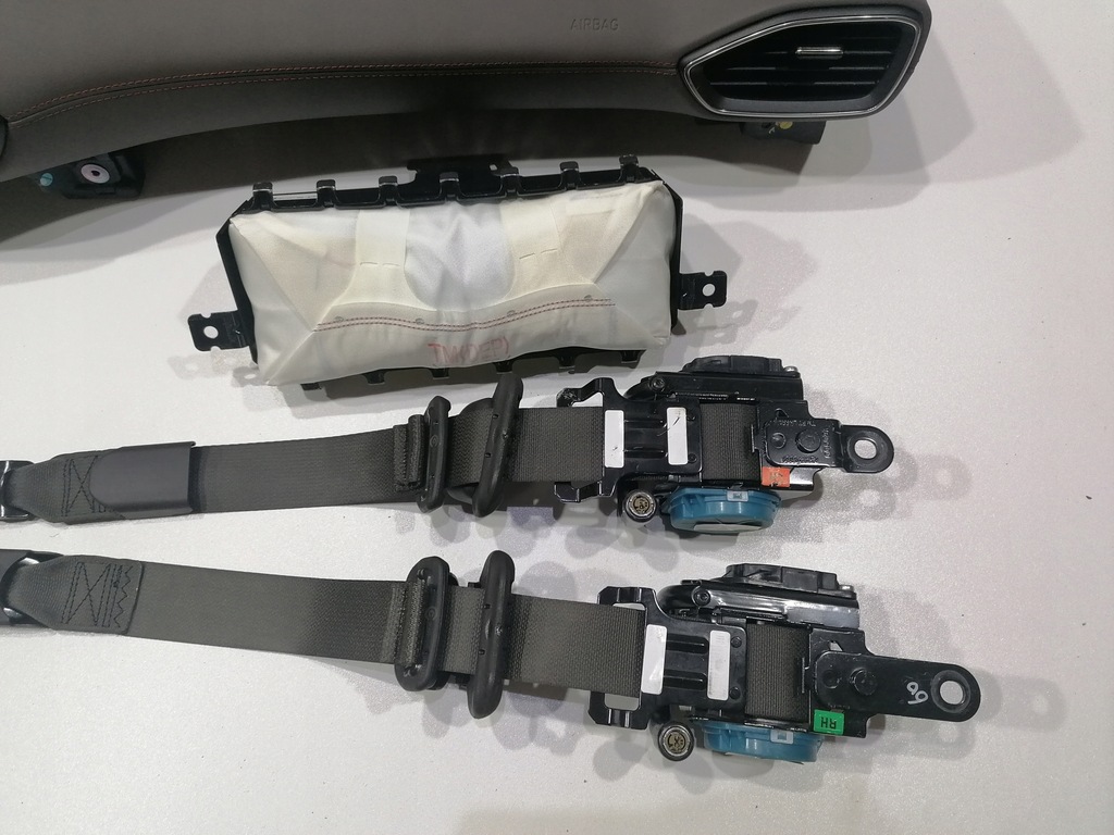 фото №5, Hyundai santa fe iv 2019 панель приладів консоль подушка безпеки ремені