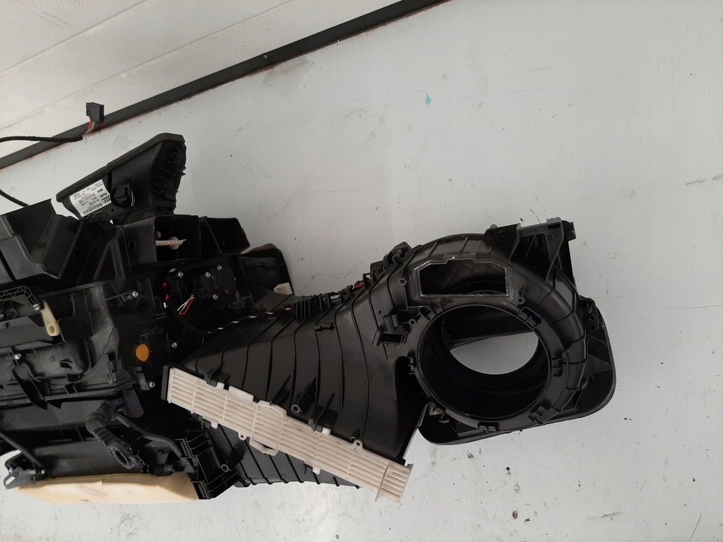 фото №11, Audi a4 b8 11r обігрівач комплектна europa