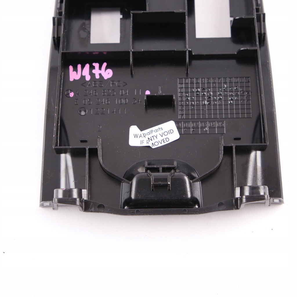 фото №9, Mercedes w176 w246 защита заглушка панель разъём usb aux czarna a2468230411