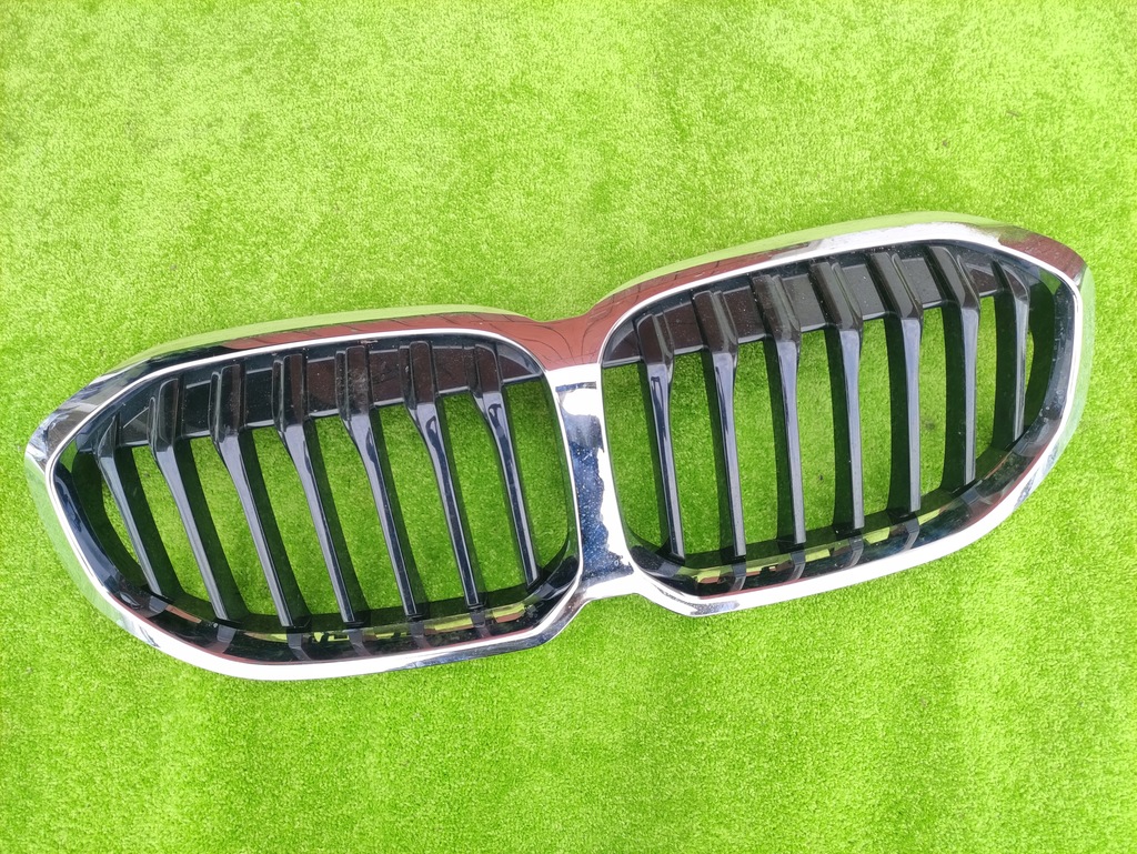 фото №1, Bmw 1 f40 19- решётка радиатора решётка радиатора бампера перед