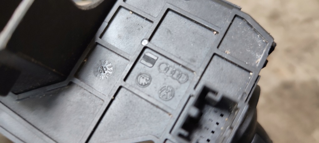 фото №6, Audi a4 b6 03r перемикачі комбінований круїз-контроль 8e0953521n