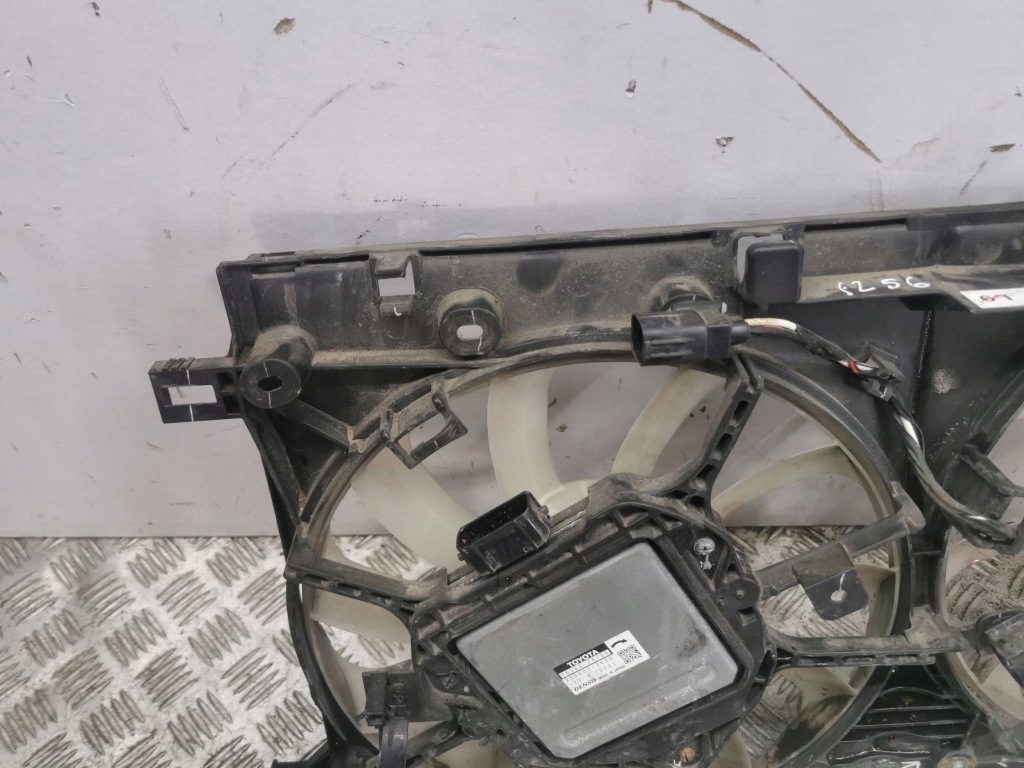 Купити Lexus ux 2020 вентилятор радіатора 1636324100