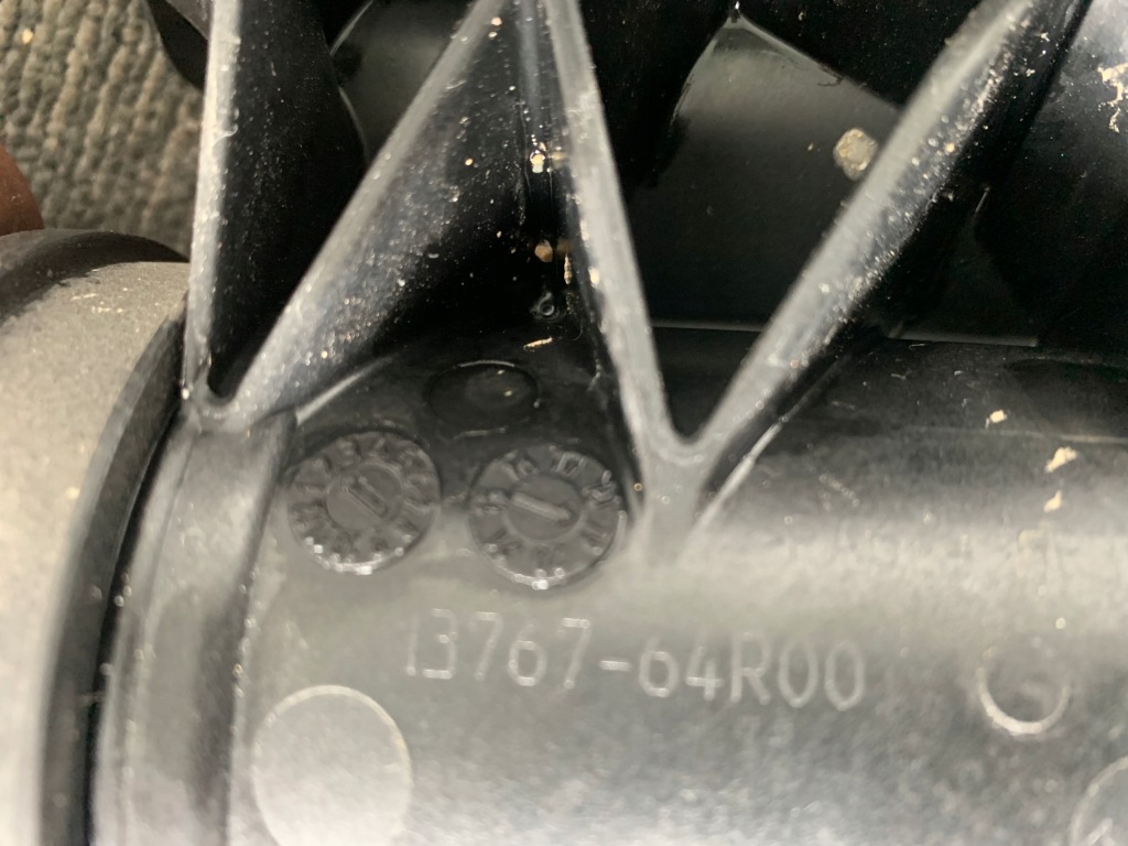 фото №12, Suzuki sx4 s-cross lift 1.0 19r корпус фильтра воздухозаборник воздуха оригинал