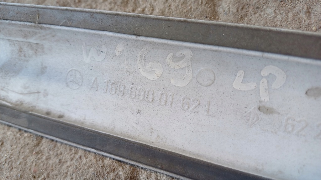 фото №6, Mercedes w169 молдинг двері ліва передня a1696900162