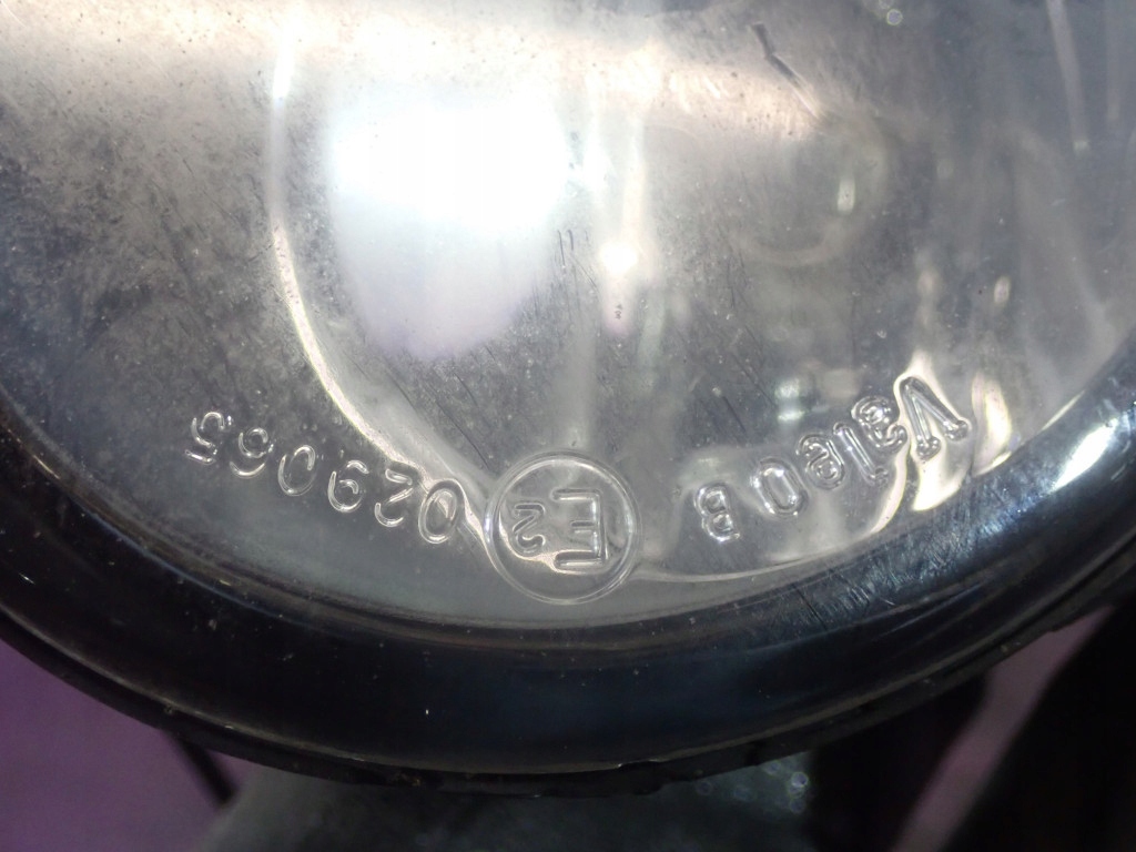 фото №8, Renault thalia i 02-06 противотуманная фара правый 8200002470