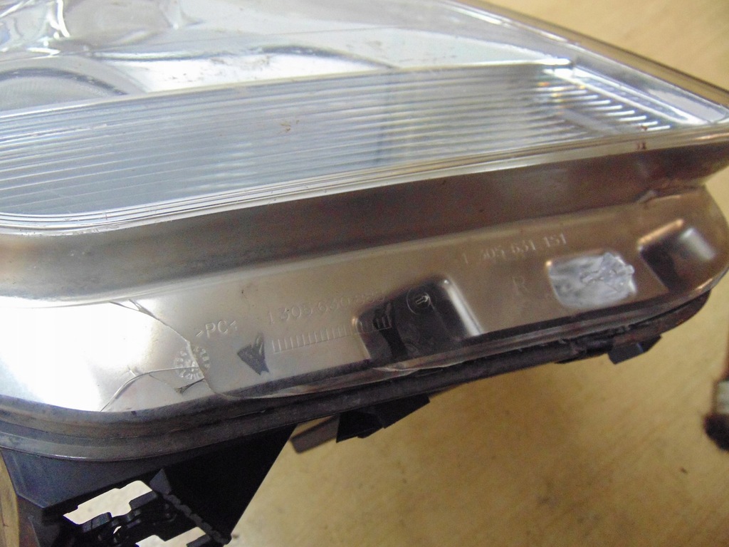 фото №12, Лампа права перед mercedes w251 lift r klas europa