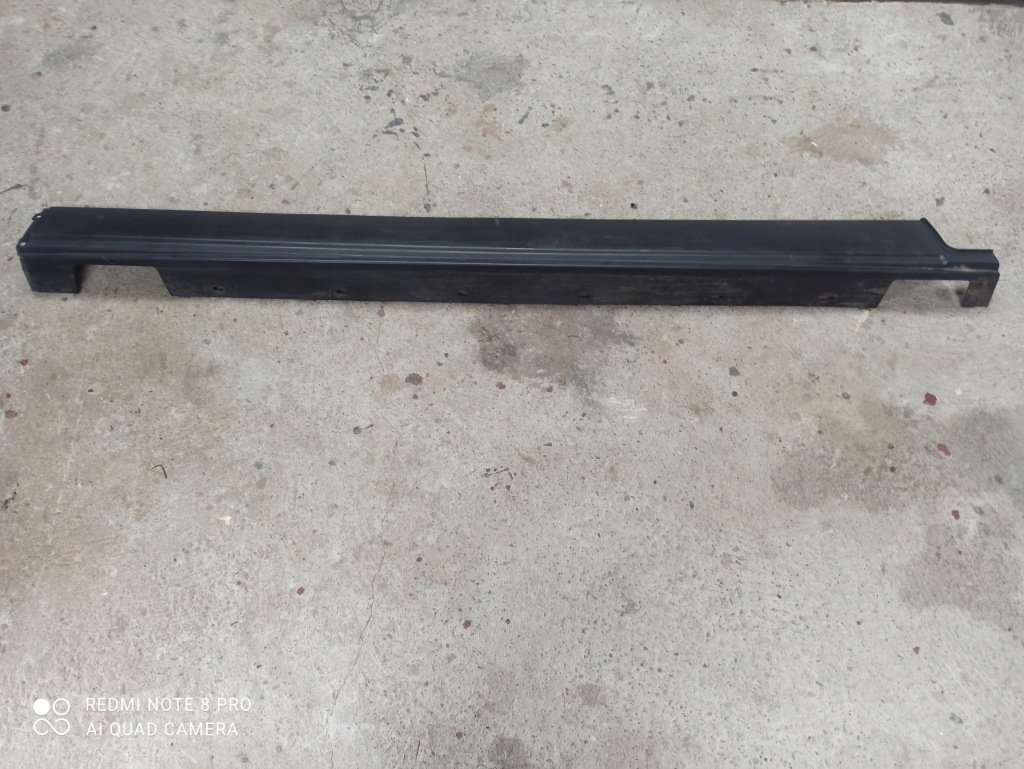 фото №3, Накладка порог правый land rover discovery v l462