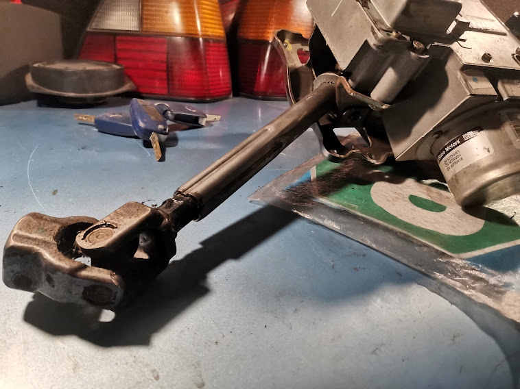 Усилитель электрический замок зажигания fiat stilo 1.6 с Разборки