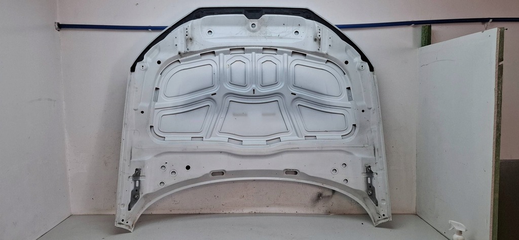 фото №5, Audi a4 b9 капот крышка двигателя ładna