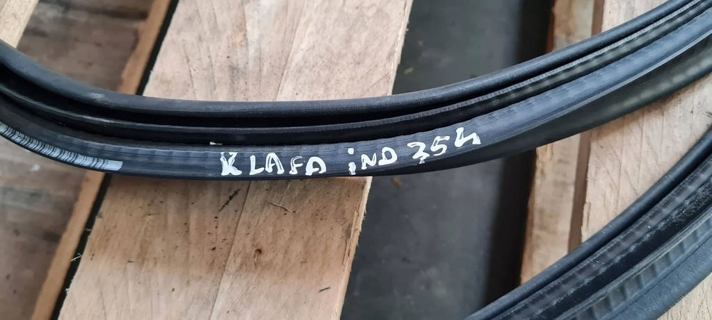 фото №9, S5 8w lift a5 прокладка резиновый крышки багажника задняя sportback 8w8827705c