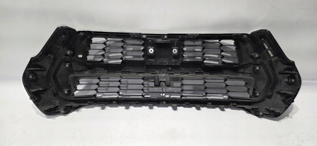 фото №6, Решітка радіатора решітка радіатора toyota hilux viii lift gr 20- pod камера оригінал 53100-yy120