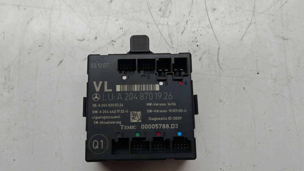 Купить Модуль дверь левый перед mercedes w204 c klasa a2048701926