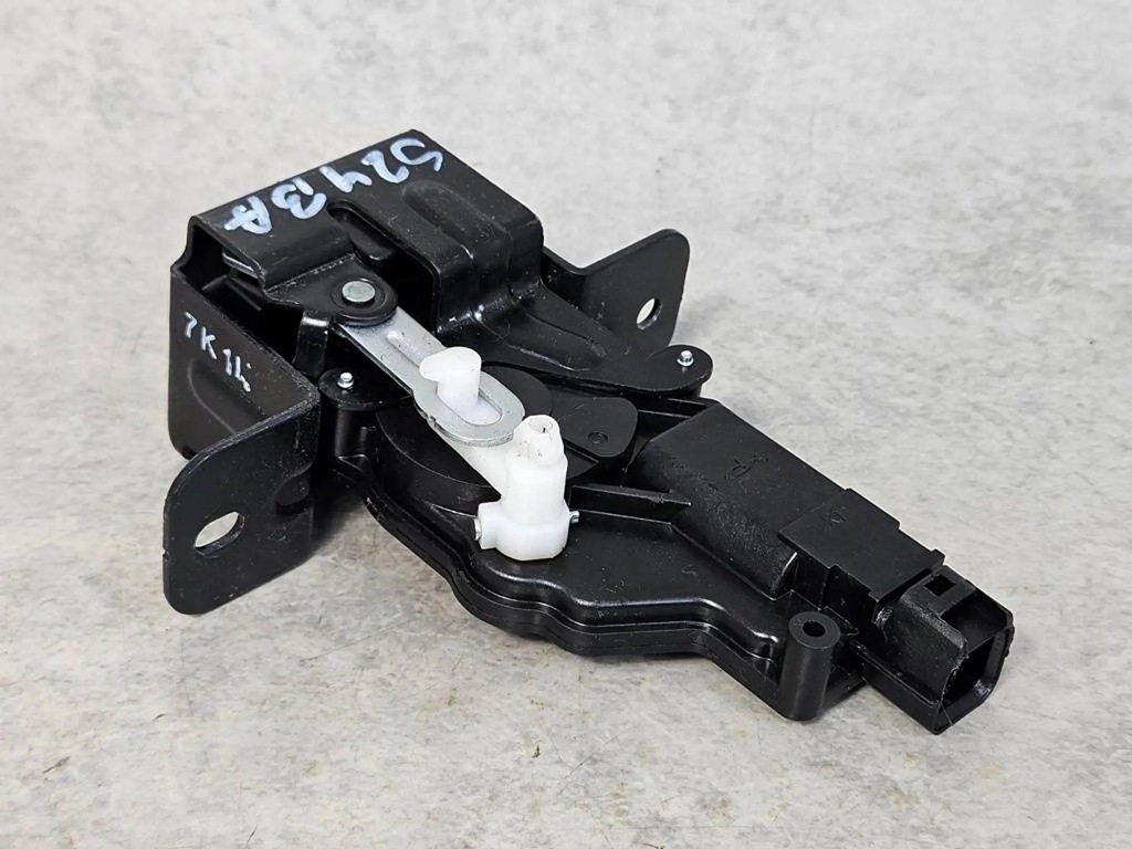 фото №5, Замок стекло крышки багажника kia sorento i lift 07-09