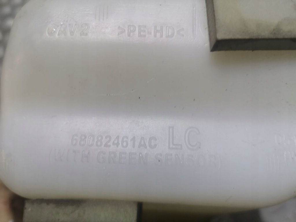 фото №11, Бачок розширювальний wk2 / dodge durango 11-19