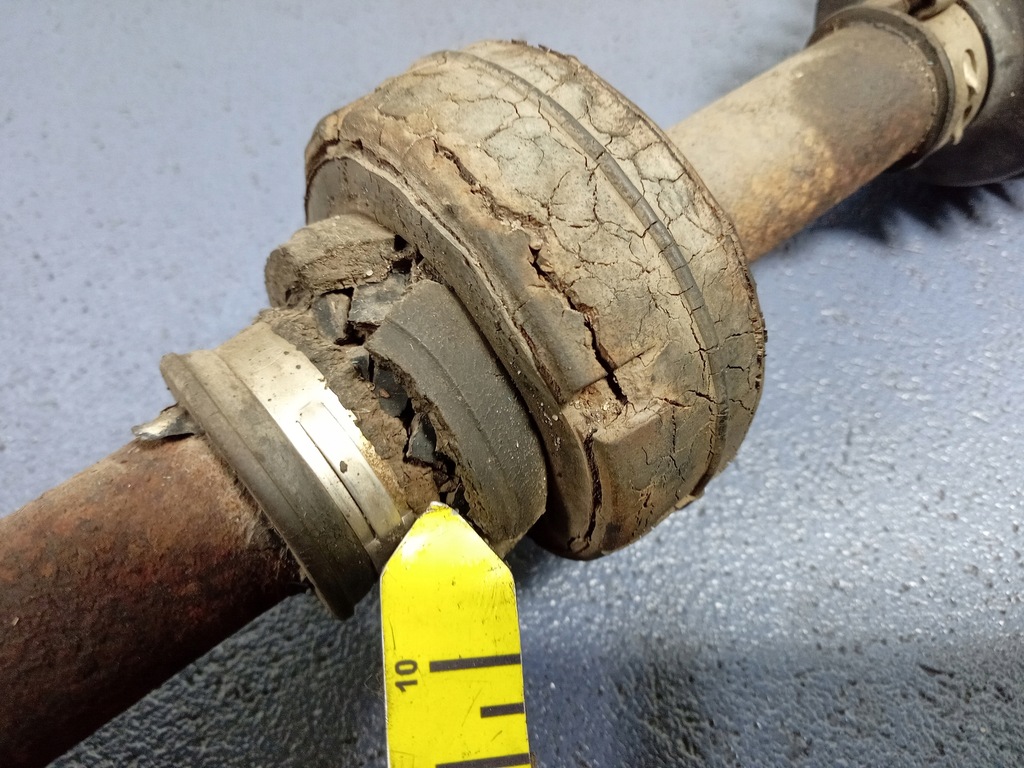 фото №4, Honda hr-v i 1.6 sohc приводной вал правая перед