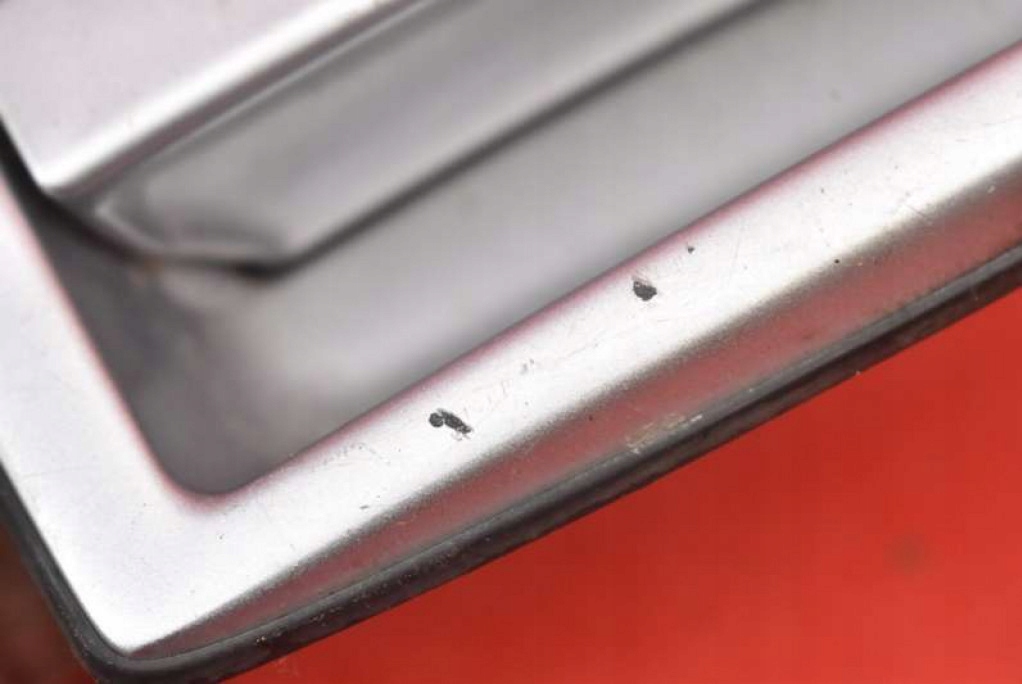 фото №10, Ручка крышки задняя задний серебристая mr556095 mitsubishi outlander 1 i 01-08