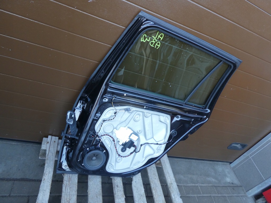 фото №12, Дверь правое задняя skoda octavia ii полный