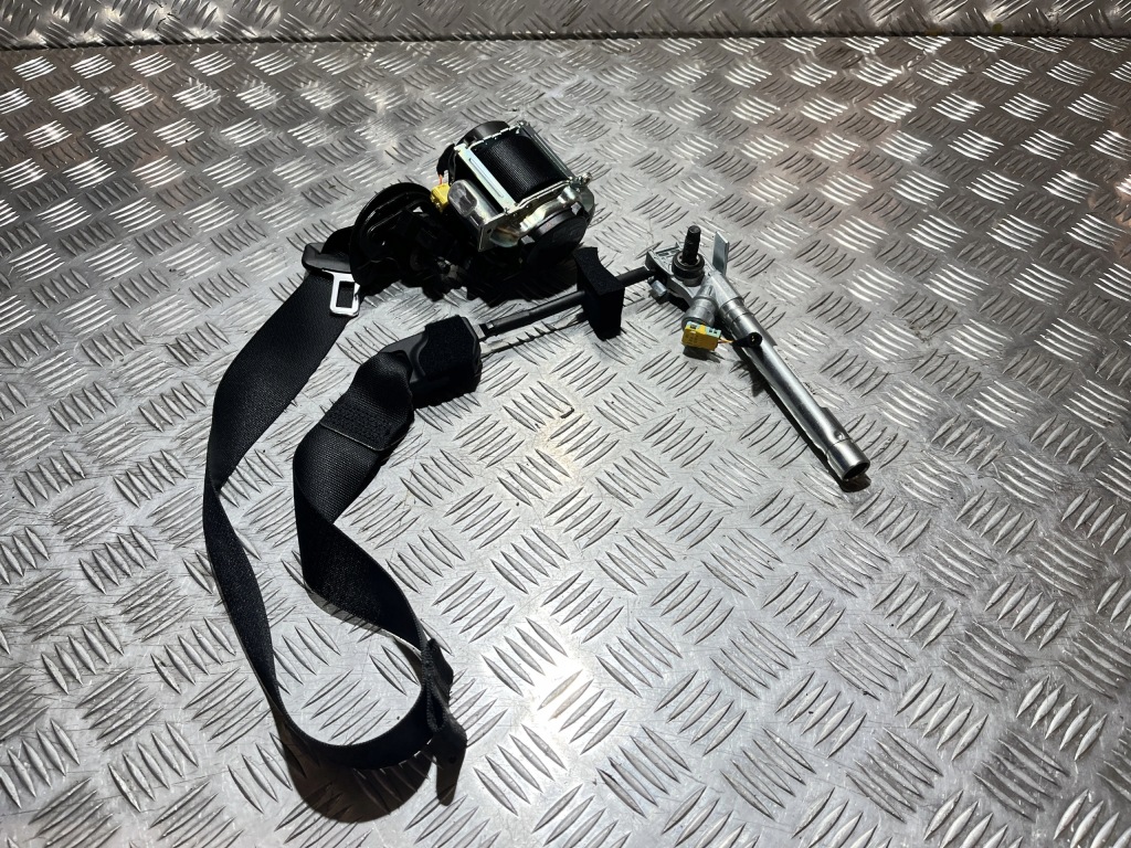 Купить Ремень безопасности перед левый  jeep avenger 23-