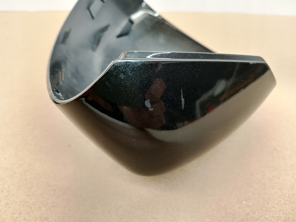 фото №8, Корпус дзеркало накладка ліва maserati levante