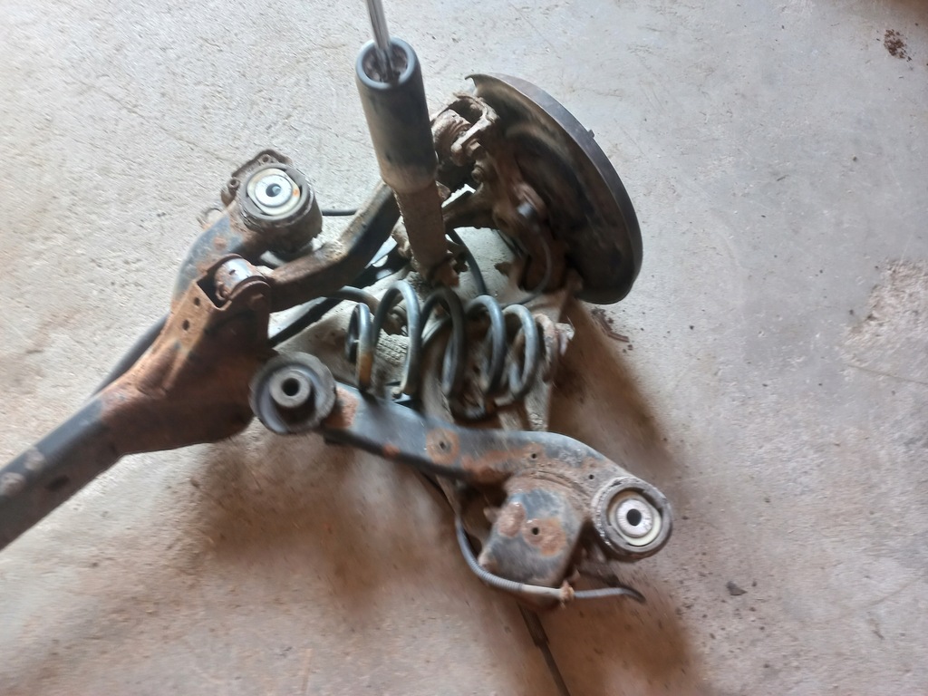 фото №5, Audi a4 b7 04-07 підрамник балка підвіска задня sedan