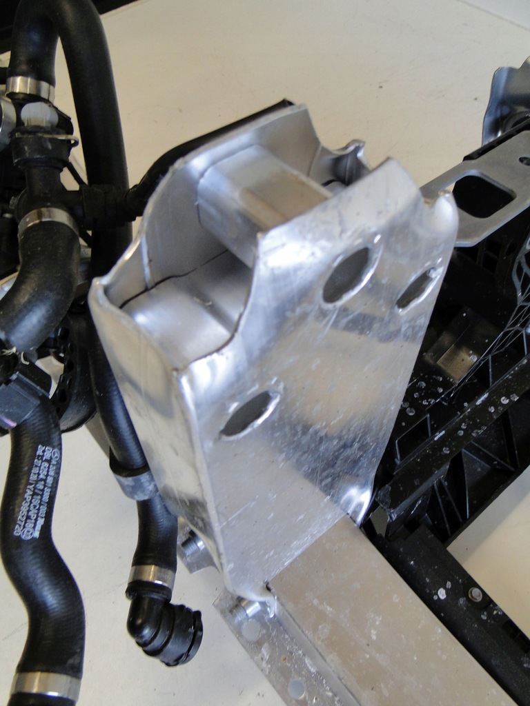 фото №14, Mercedes c klasa 206 w206 pas передний усилитель комплект usa ameryka