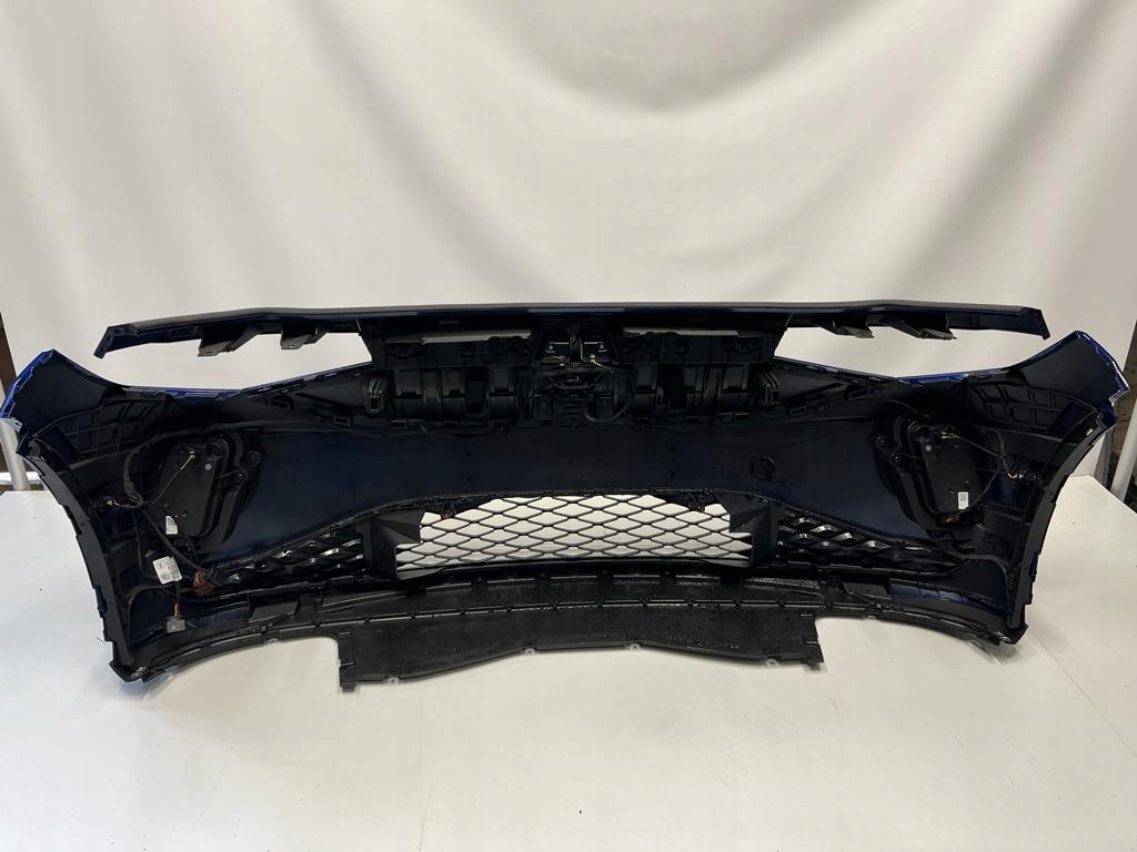 Vw id4 11a807221 бампер перед led pdc +камера Киев