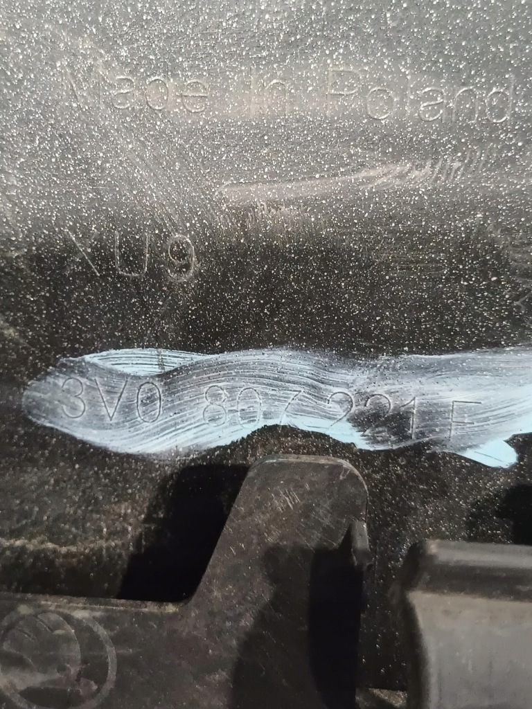 фото №11, Бампер перед передній skoda superb 3 iii lift 19r- 3v0807221f 6 x pdc