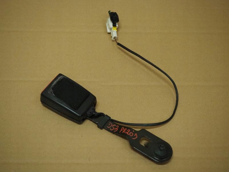 фото №1, Кліпса замок поперечина перед citroen ds3