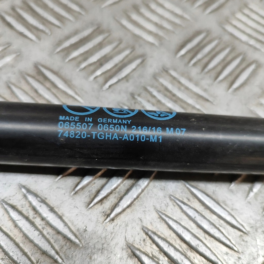 фото №7, Honda civic x 2018 права сторона амортизатор кришки задній багажника