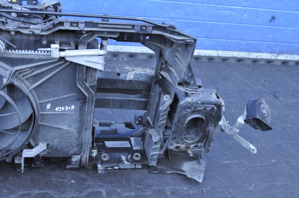 Ford fiesta mk7 1.0 ремень передний комплект wntylator Цена