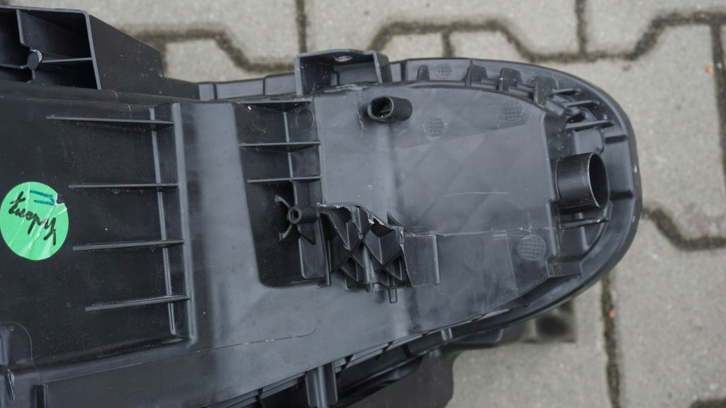 фото №6, Volvo ex30 - комплектна лампа led ліва перед