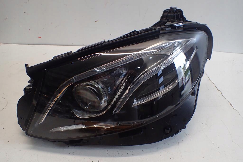 Купить Фара перед левая mercedes e-klasa w213 full led