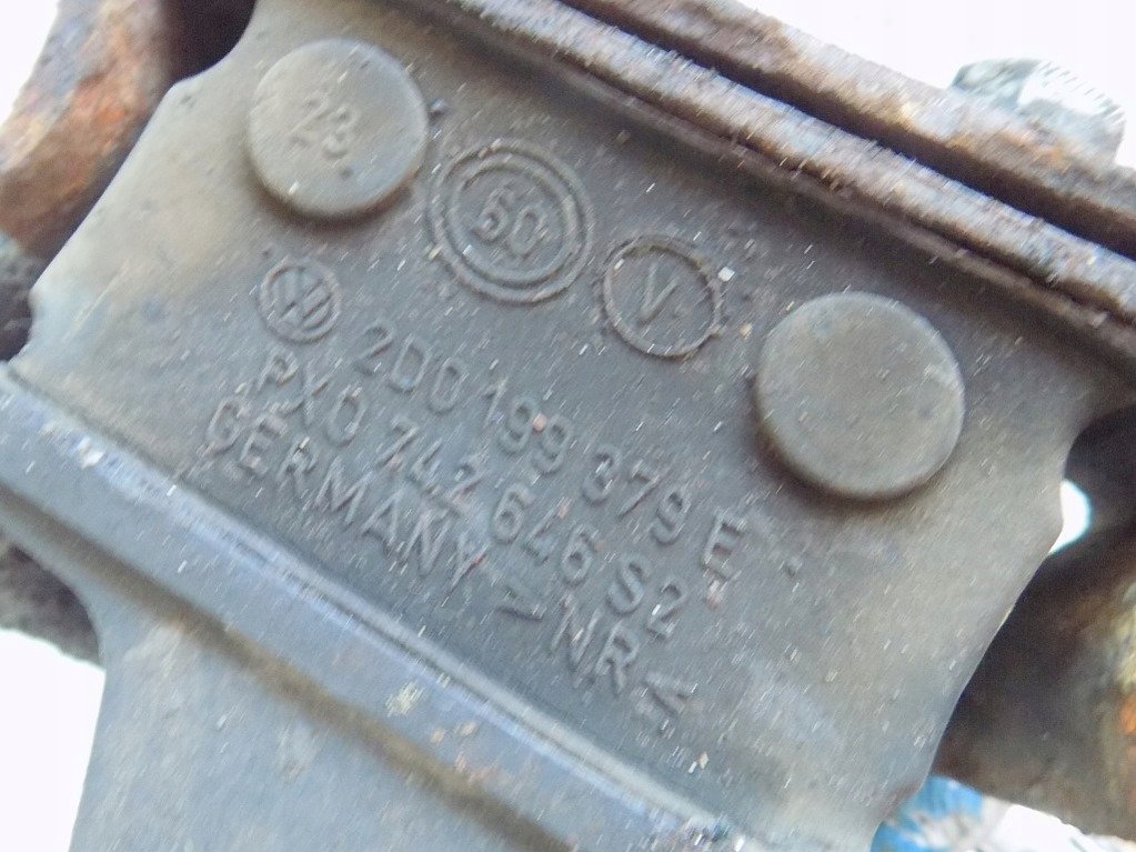 фото №6, Volkswagen lt28 ii 2.8tdi 01r подушка двигателя