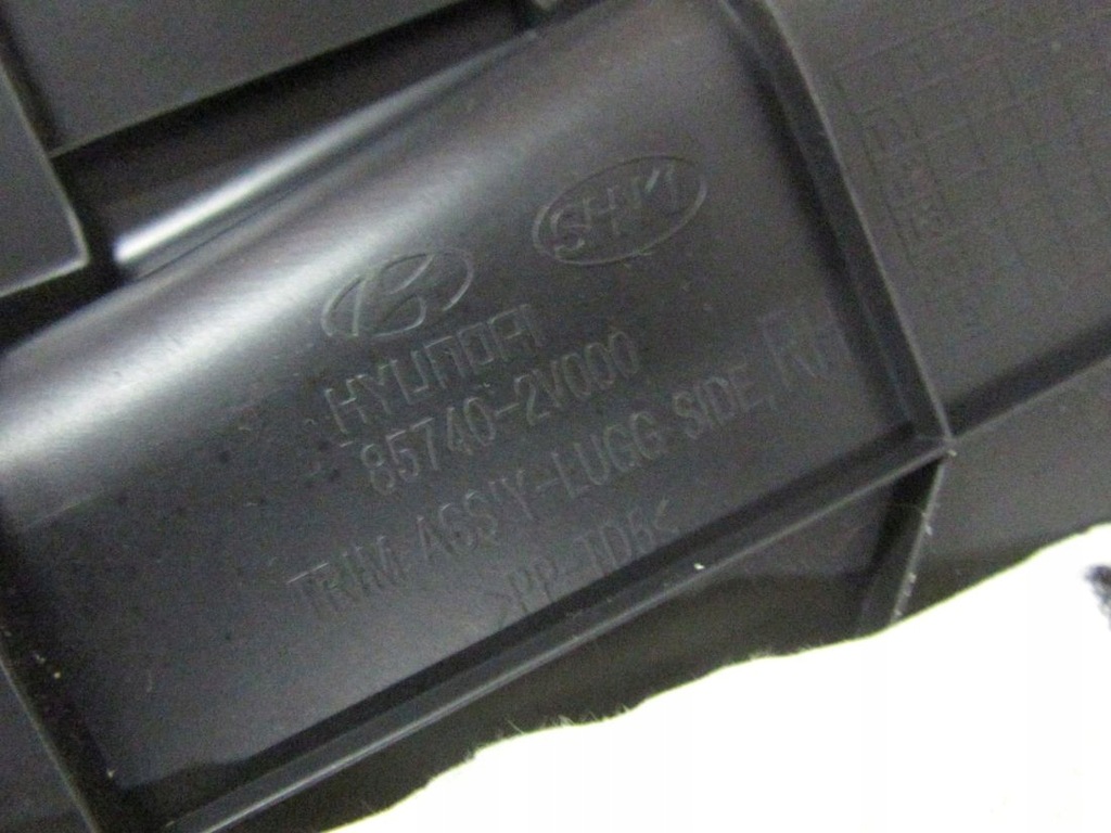 фото №14, Hyundai veloster i обшивка osłoba багажника задня