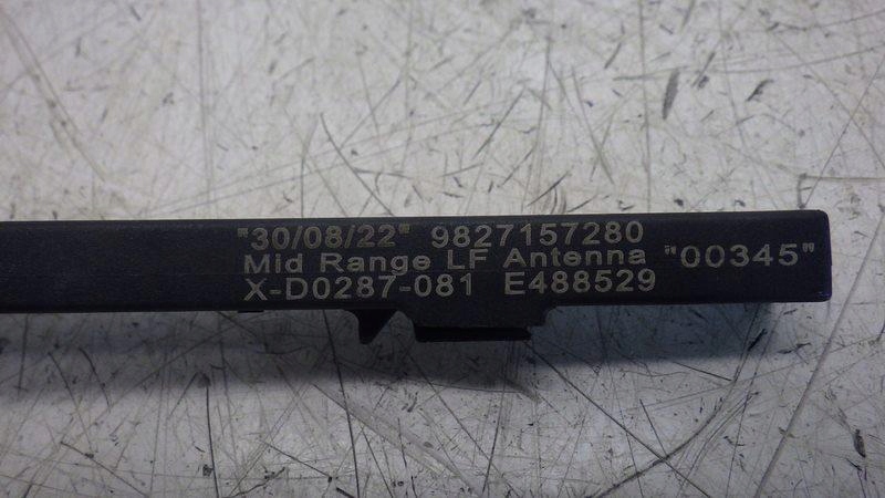 фото №6, Антена keyless лівий задня peugeot 308 iii t10 9827157280