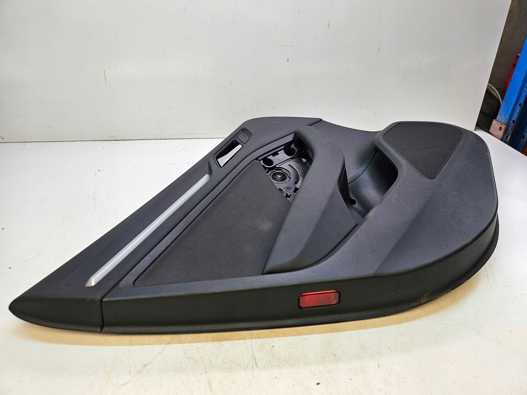 фото №5, Обшивка двері лівий задня audi a3 8v sedan 8v5867305 europa