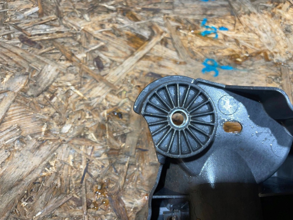 фото №11, Mazda cx3 cx-3 14-21 кронштейн кронштейн кронштейн радара правый перед передний