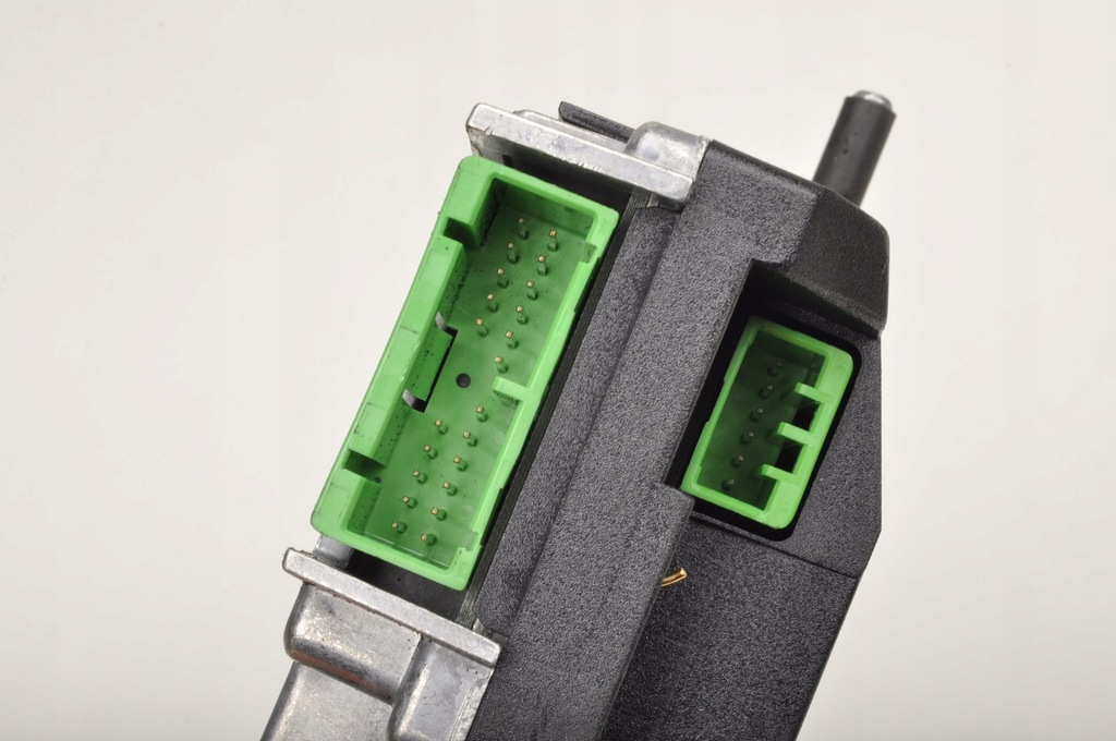 фото №6, Aston martin db9 модуль блок управления телефона 8673256