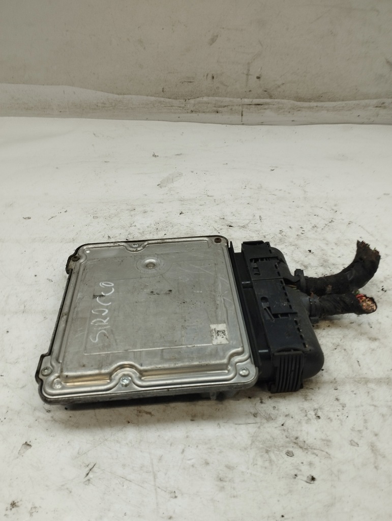 фото №7, Volkswagen scirocco блок управления бортовой компьютер двигателя 06j906026ar