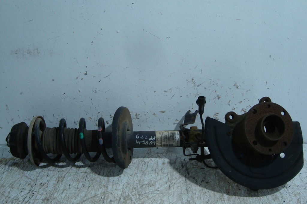 фото №1, Поворотний кулак амортизаторна стійка правий перед dacia lodgy 1,5 dci 12-