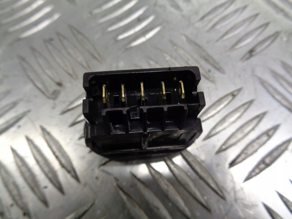 фото №2, Кнопка перемикач замка центрального thalia i