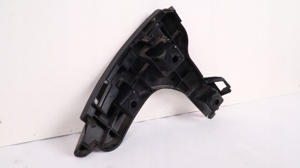 фото №10, Volvo xc60 i lift направляющая бампера правый задняя 30763440