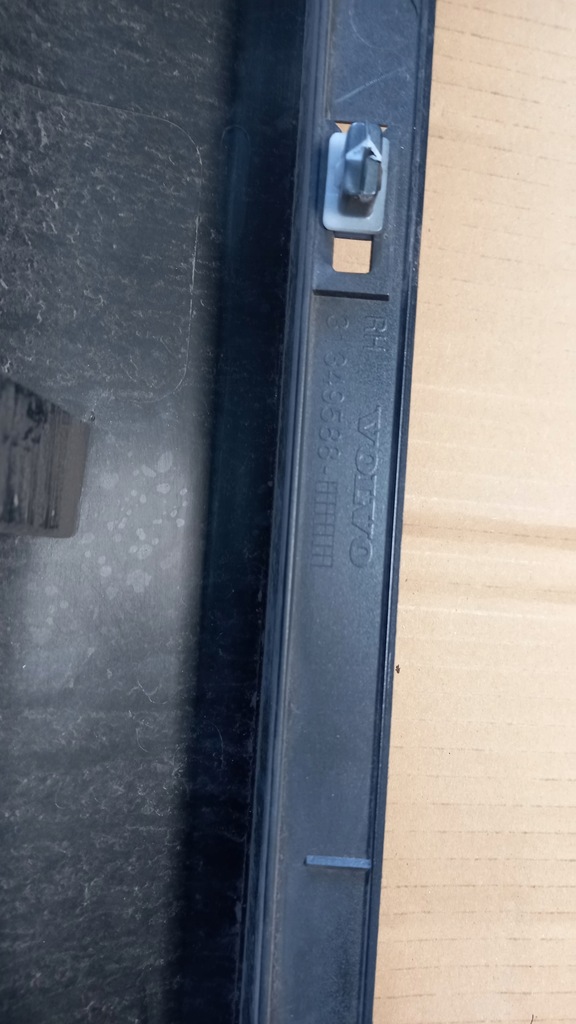 фото №11, Молдинг порог правая 31349588 volvo xc60 08-13