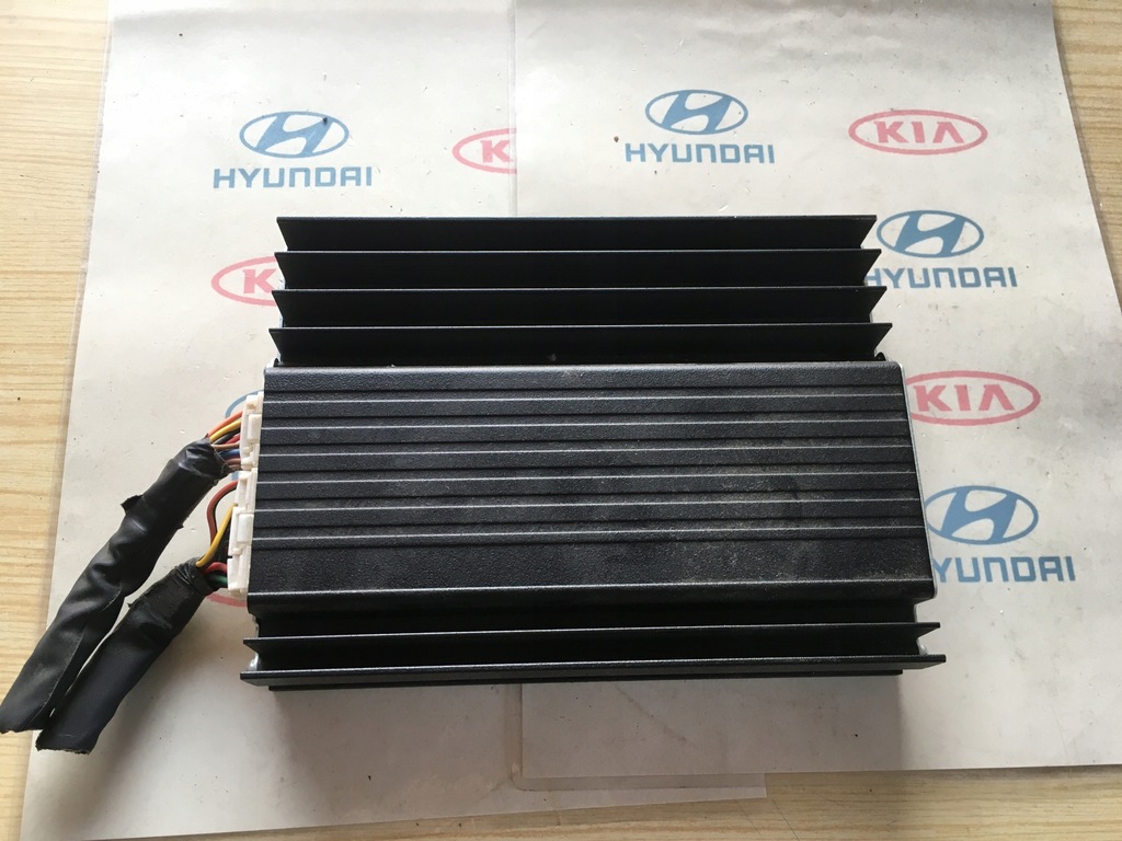фото №1, Hyundai i40 усилитель радио 96370-3z200
