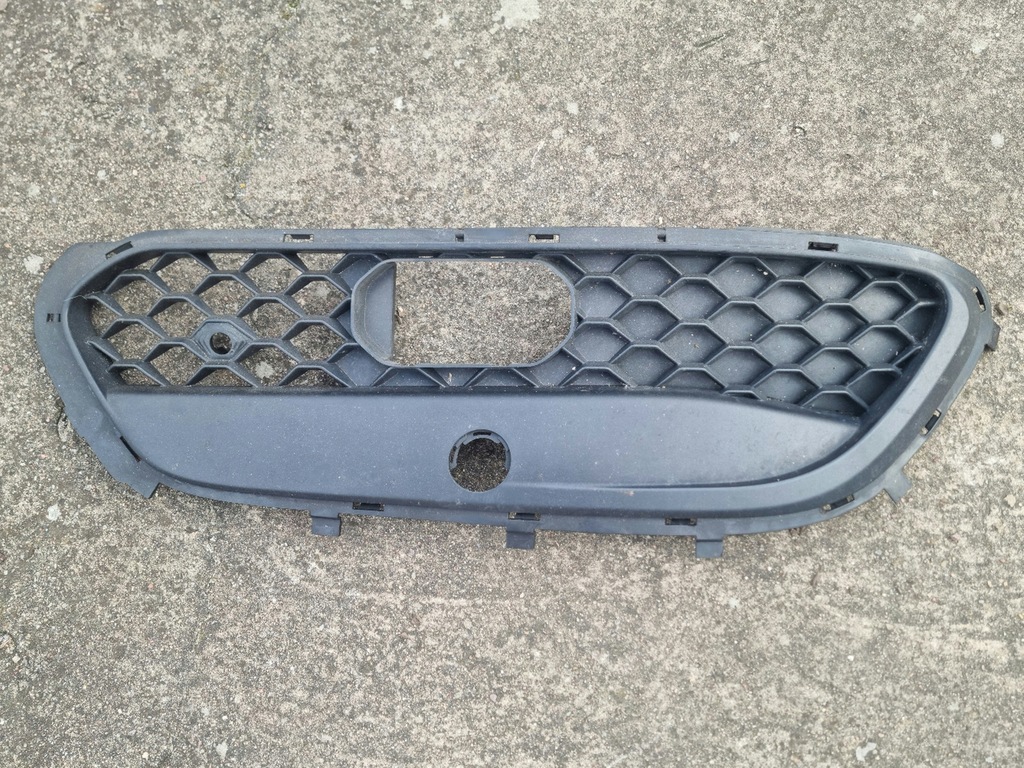 фото №1, Alfa romeo stelvio решётка бампера правая