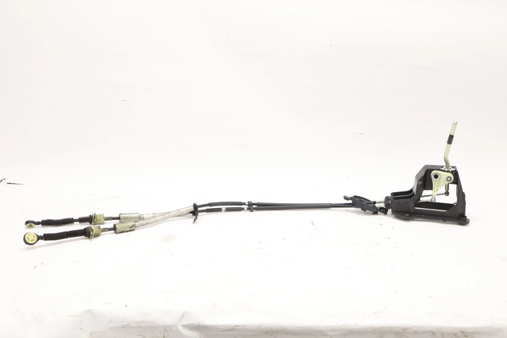 фото №1, Bmw 2 f45 вибірник передач 8602959