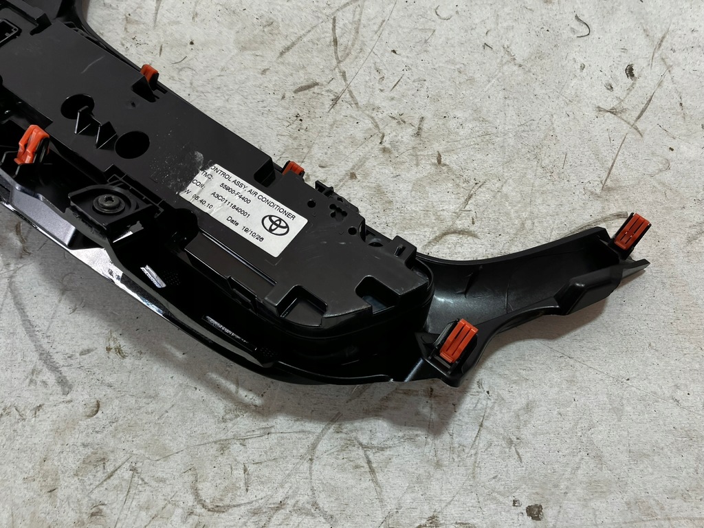 фото №9, Chr c-hr панель кондиционера подогрев сиденья молдинг