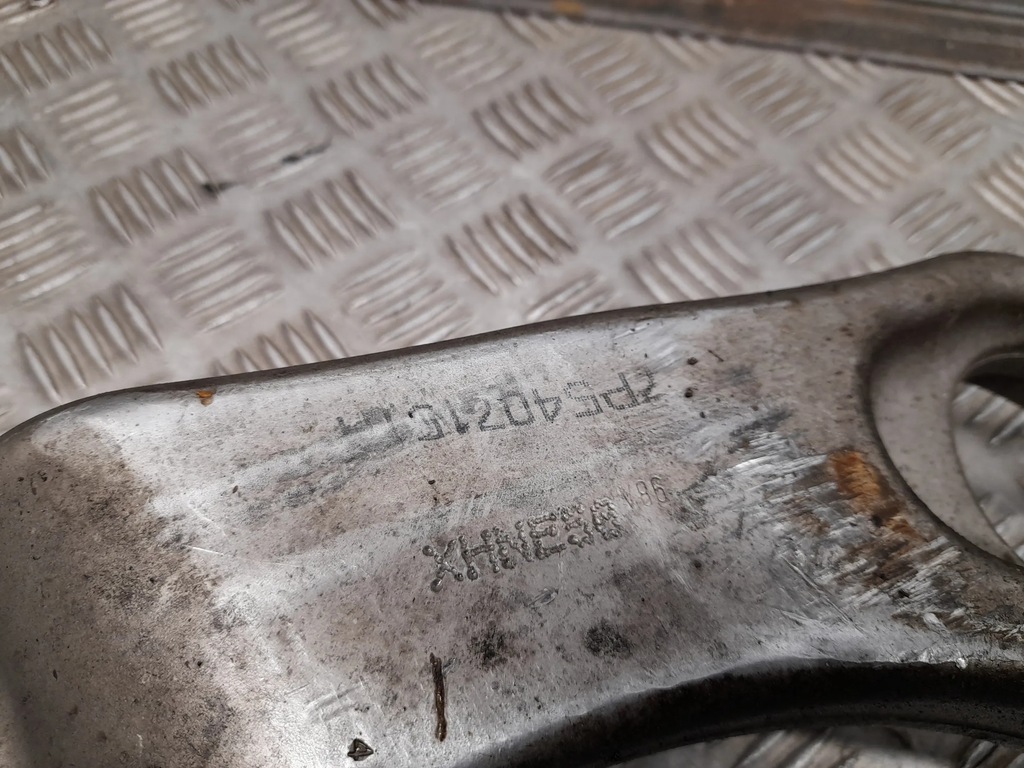 фото №7, Porsche cayenne 92a 7p5407151a перед левая рычаги